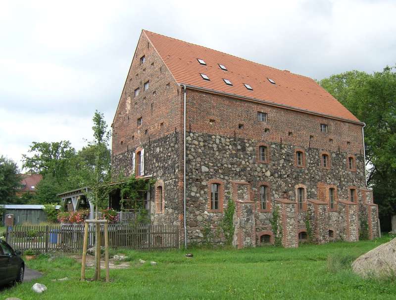 image001