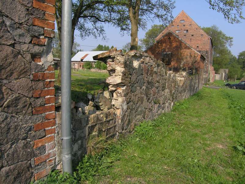 image004